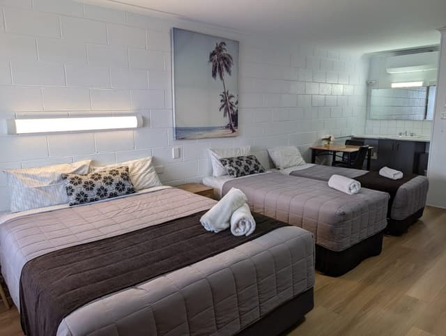 Deluxe Family Room