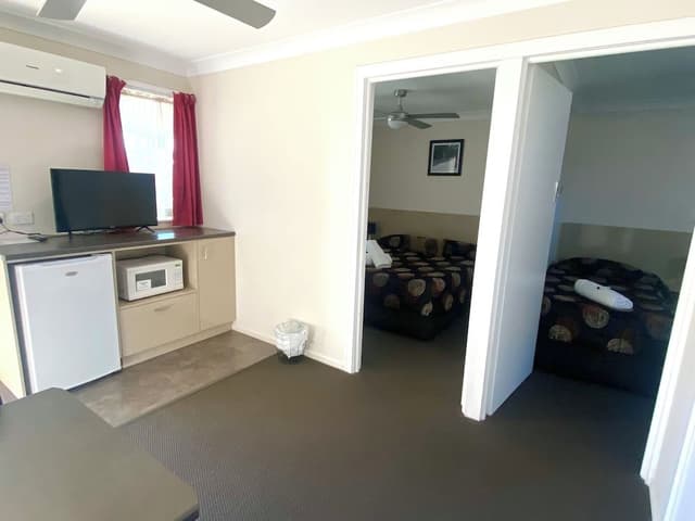 Family Room, 2 Bedrooms