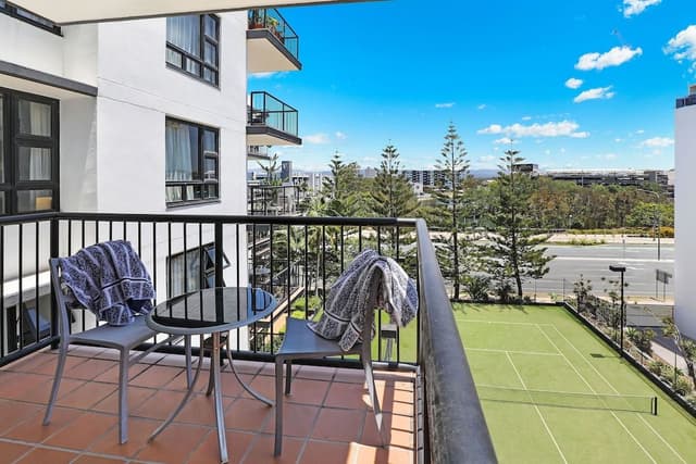 2 Bedroom Apartment