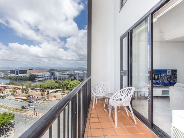 2 Bedroom Ocean View Sub-Penthouse