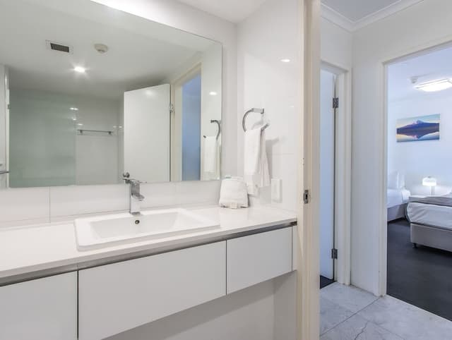 2 Bedroom Ocean View Sub-Penthouse