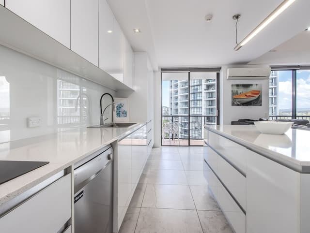 2 Bedroom Ocean View Sub-Penthouse