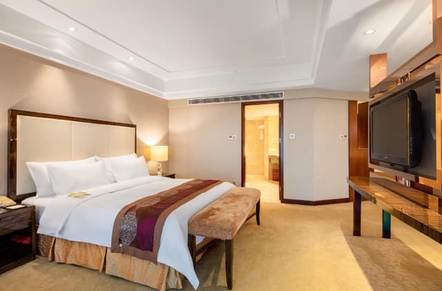 Superior Suite