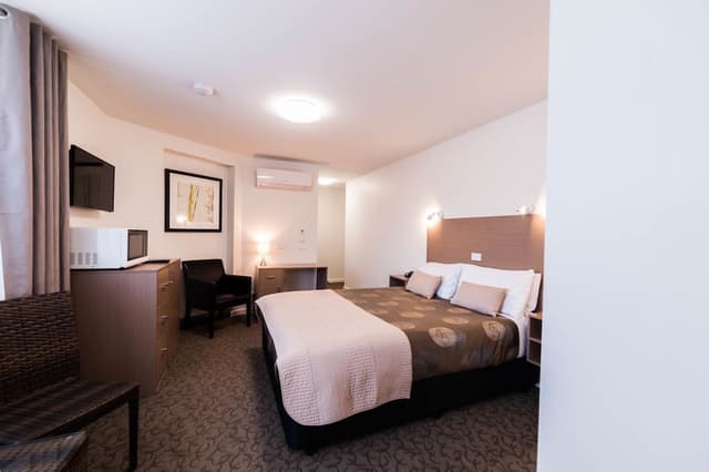 Deluxe Bay View Twin Room