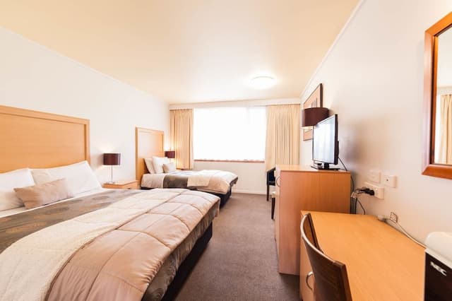 Deluxe Bay View Twin Room