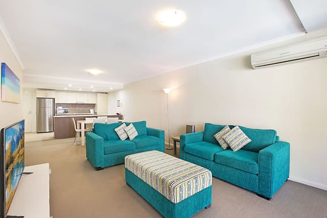 2 Bedroom 2 Bathroom Pool View Apartment