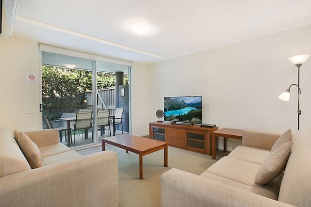 3 Bedroom 2 Bathroom Apartment