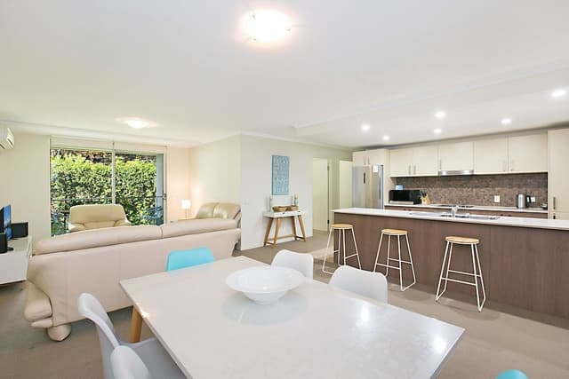 3 Bedroom 2 Bathroom Apartment