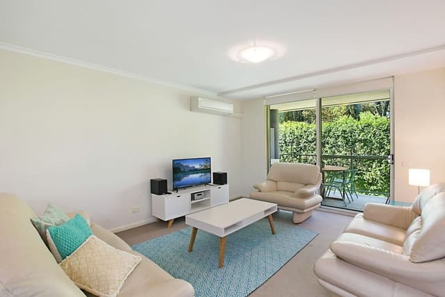 3 Bedroom 2 Bathroom Apartment