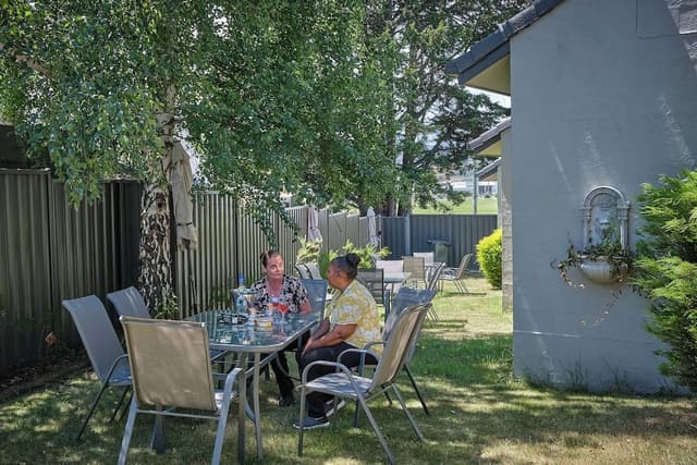 Apartment, 2 Bedrooms, Courtyard Area, Free Wi-Fi & Parking