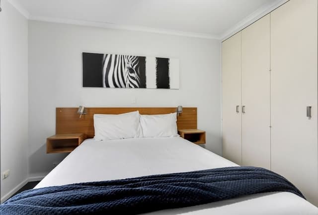 Three Bedroom Suite, Free Wi-Fi & Parking