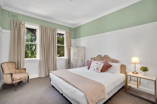 Premium Ensuite Room
