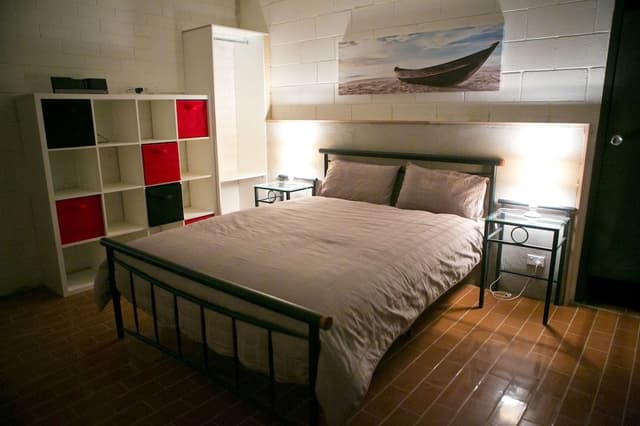 House, 4 Bedrooms