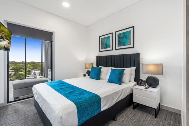 1 Bedroom Suite
