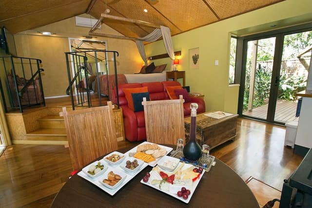 Cottage (Private)
