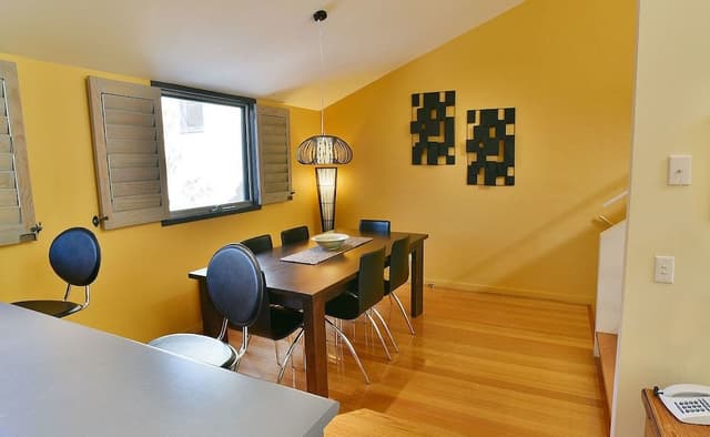 Superior Chalet, 2 Bedrooms, Mountain View, Mountainside
