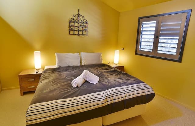 Superior Chalet, 2 Bedrooms, Mountain View, Mountainside