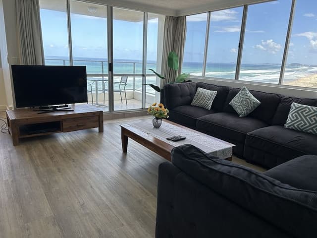 Standard Apartment, 3 Bedrooms, Kitchen (7 Nights)