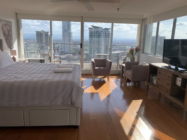Standard Apartment, 3 Bedrooms, Kitchen (7 Nights)