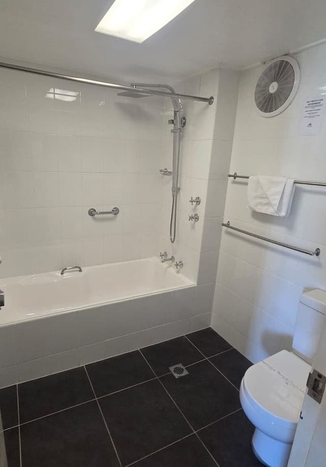 Bayside Executive Room