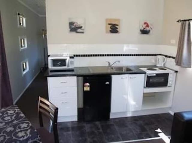 Deluxe Suite, 1 Bedroom, Non Smoking, Kitchen (Deluxe Cabin)