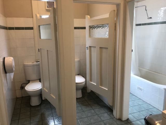 Basic Double Room - Shared Bathroom