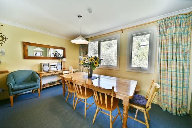 Chalet, 2 Bedrooms plus 1 Loft Bedroom