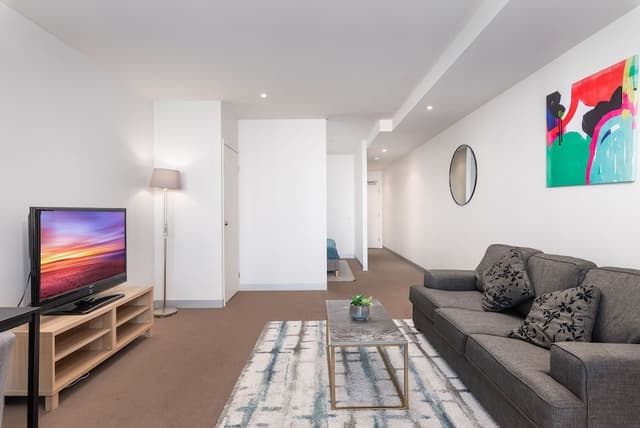 Deluxe Apartment, 1 Queen Bed with Sofa bed, City View