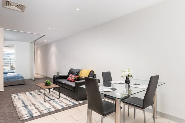 Deluxe Apartment, City View