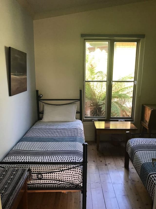 Basic Triple Room with Shared Bathroomg (in a Guest House)