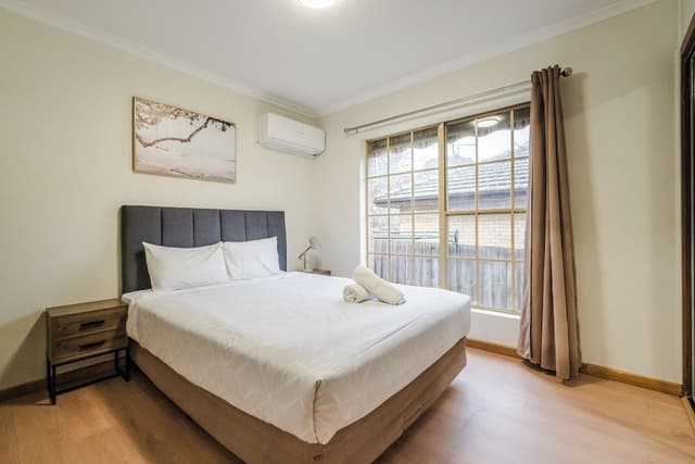 Two Bedroom Apartment with Garden
