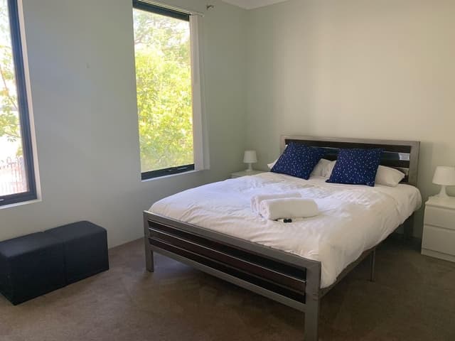 House, 3 Bedrooms, Non Smoking