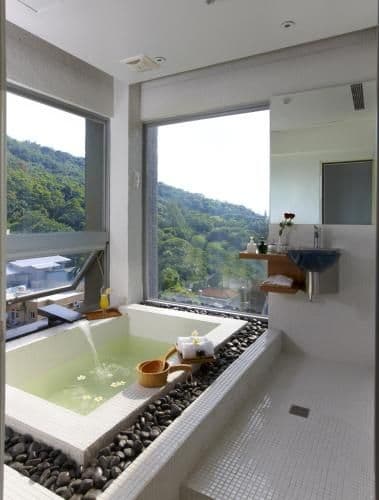 Tender Suite