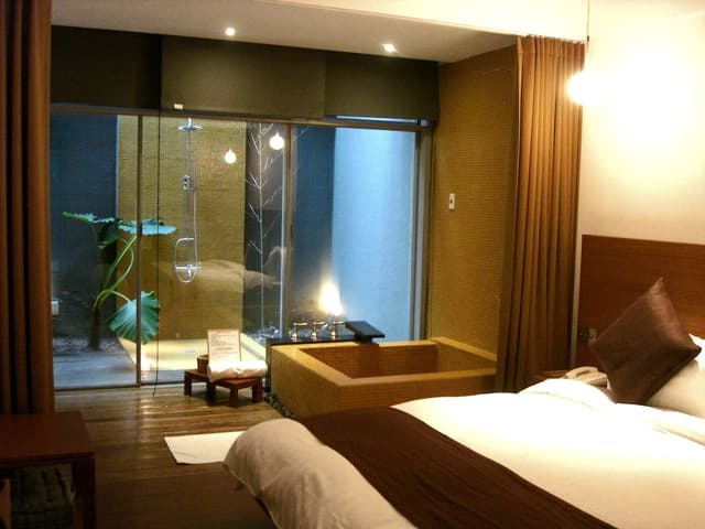 Sweet Suite For Resting (B1)