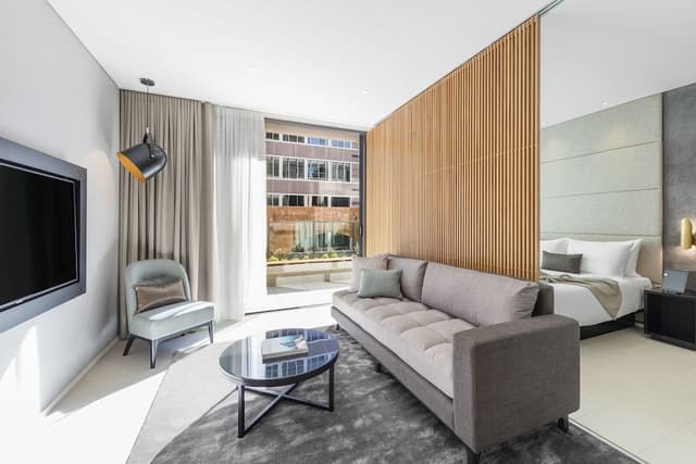 Premier 1 Bedroom Suite