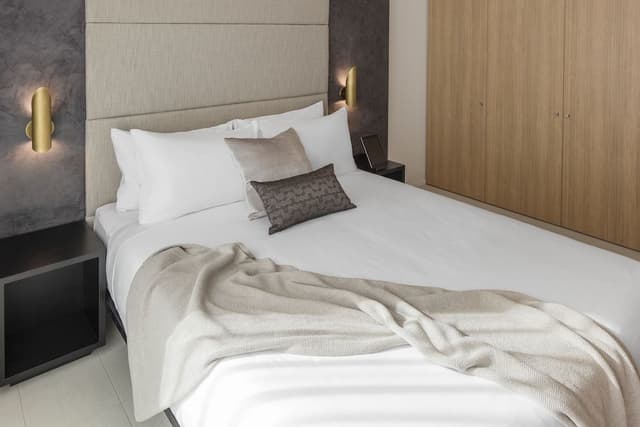 Premier 1 Bedroom Suite