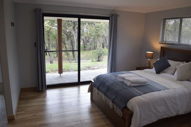 Elite Double Room, 1 Queen Bed, Partial Ocean View