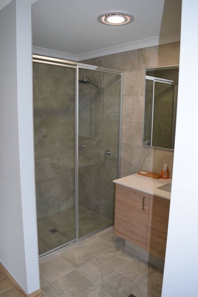 Deluxe Double Room, 1 Queen Bed, Partial Ocean View