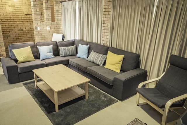 House, 4 Bedrooms