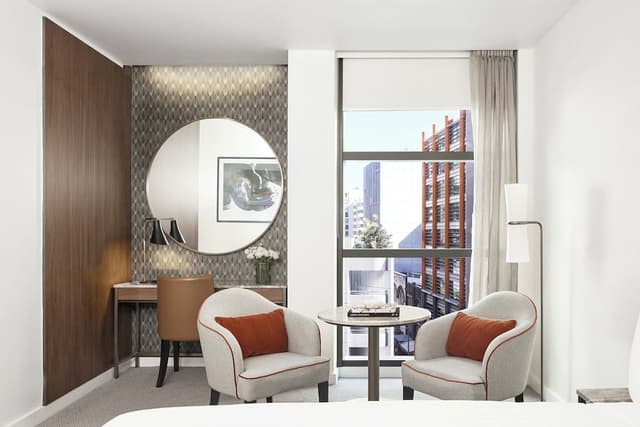 Premium Room, 1 King Bed, City View