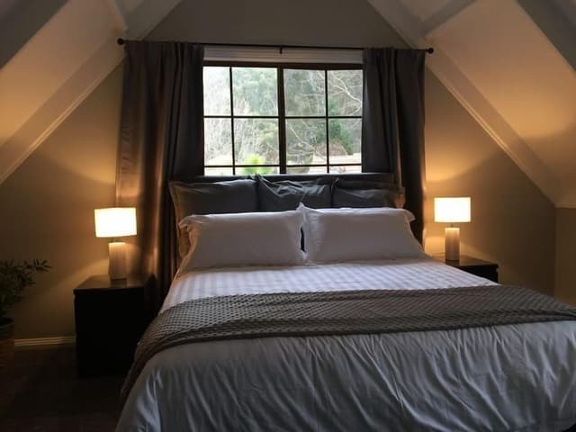 House, 5 Bedrooms