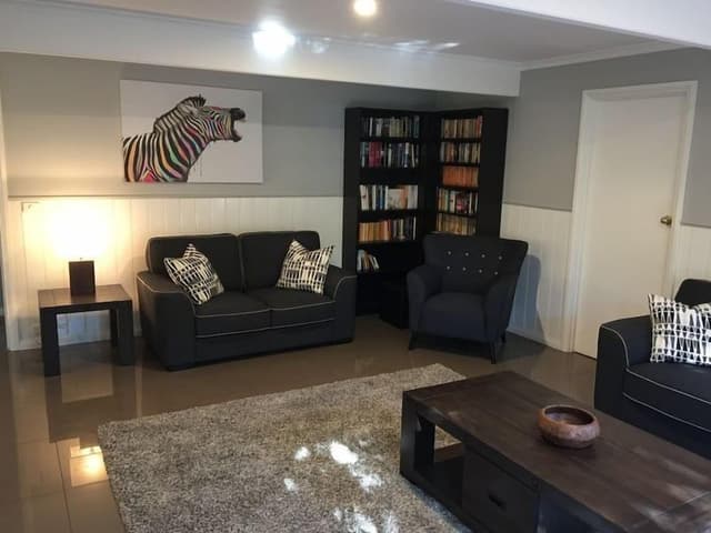 House, 5 Bedrooms