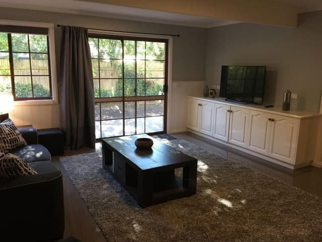 House, 5 Bedrooms