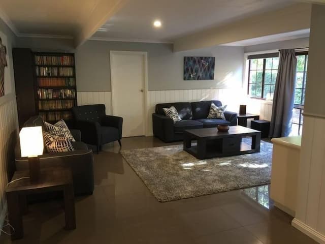 House, 5 Bedrooms