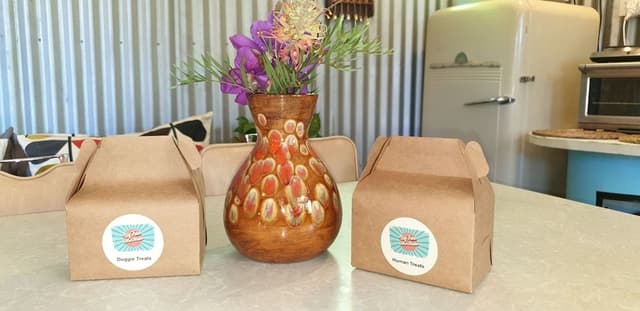 Fig Tree Retro Studio (Pets welcome)
