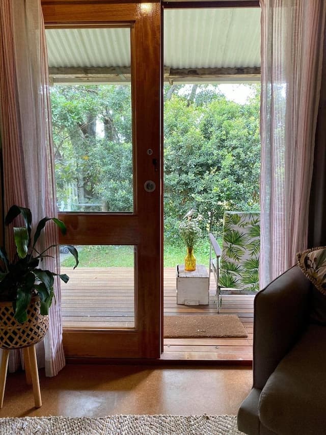 Fig Tree Retro Studio (Pets welcome)