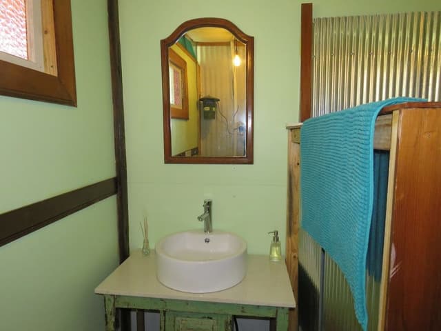 Fig Tree Retro Studio (Pets welcome)