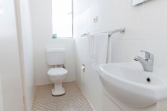 Standard Room, 1 Queen Bed, Non Smoking, Ensuite