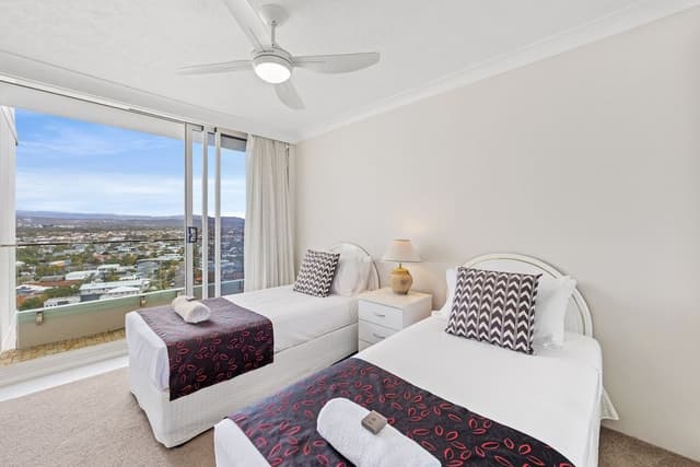 2 Bedroom Superior Apartment with Aircon & Ocean Views