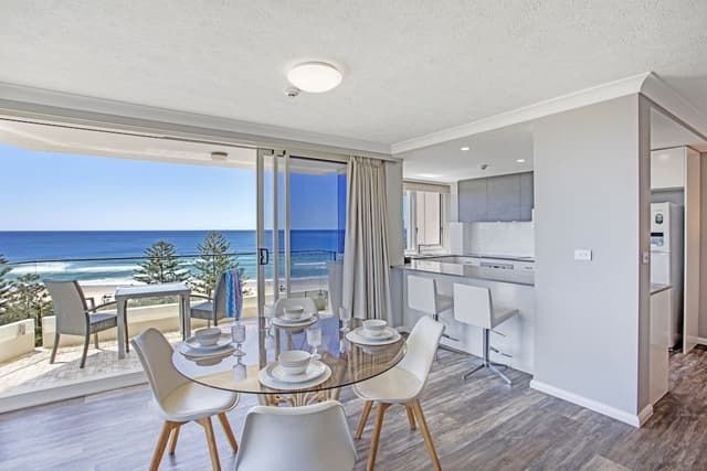 2 Bedroom Superior Apartment with Aircon & Ocean Views
